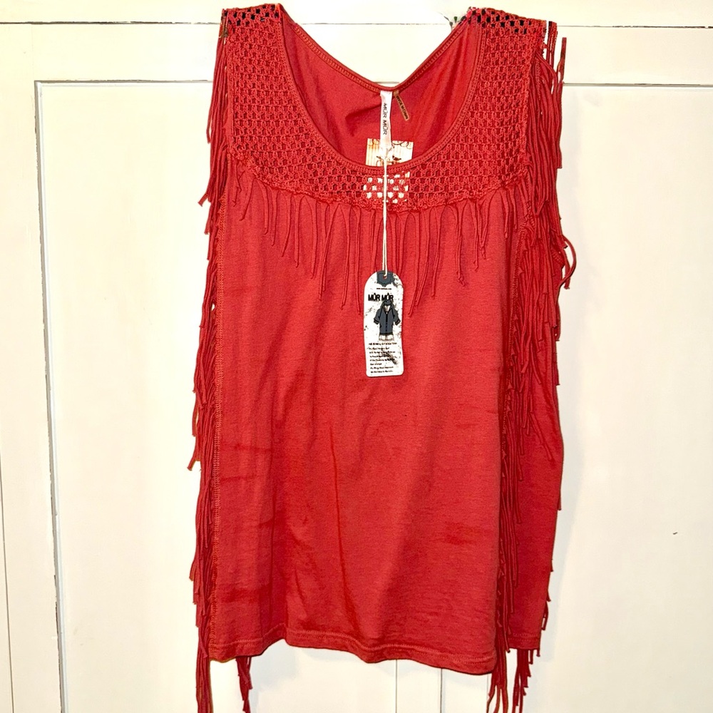 Mur Brand Fringe Sleeveless Top